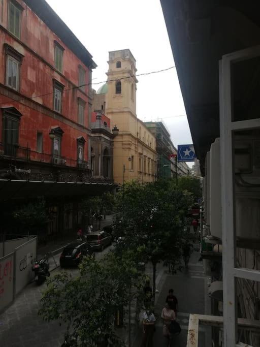 Capa E Coda In Centro Storico Napels